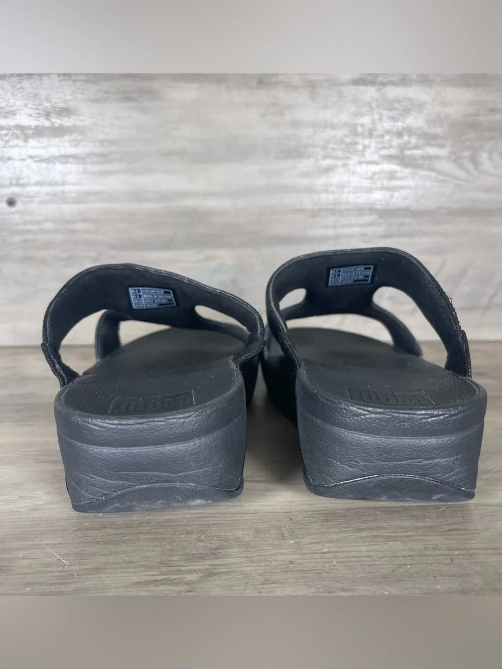 FitFlop H Bar Womens 8 Black Comfort Sandals Strappy Slide Casual Wedge Slip On